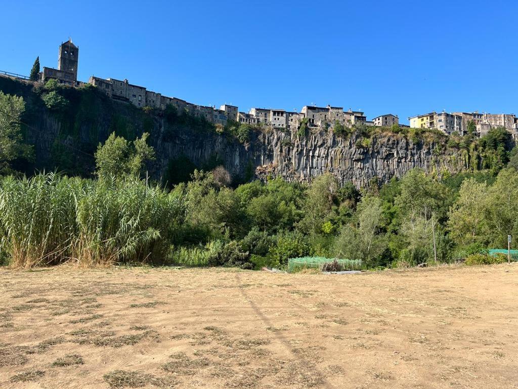 Comanegra Lägenhet Castellfollit de la Roca Exteriör bild